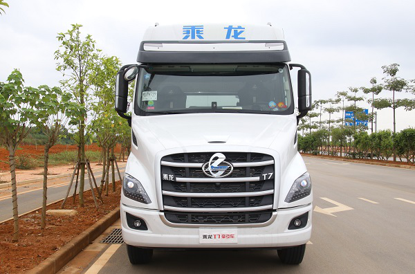 乘龙T7智能冷藏车 八千里路智与鲜