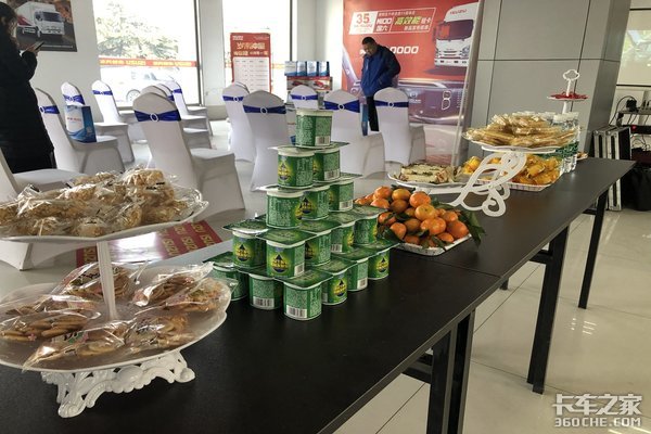 ���ն���������ʮ��M100��Ʒ�ƽ��