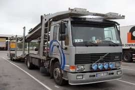 全新环保发动机+超豪华驾驶室，90年代的沃尔沃开挂了