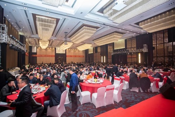 斩获订单1870台!北奔新型环保自卸车上市即大卖