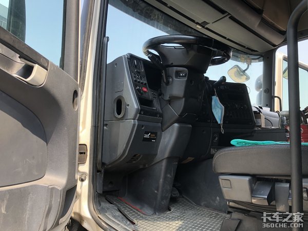 60后卡友买斯堪尼亚跑冷藏别有一番韵味