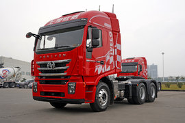 520马力匹配ZF AMT还有液缓 整车8.2吨 内饰欧洲风 红岩C500 20款详解