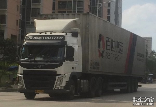 电商背后快递运输盛景 卡友却有喜有忧