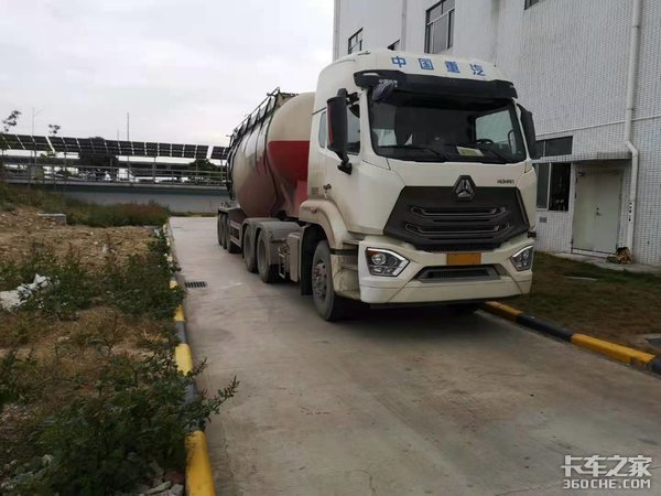 重汽豪瀚J7G水泥罐车 听听老师傅怎么说