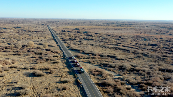 新国标挂车运输液袋穿无人区走长下坡 锣响团队抵达巴市并举行品鉴会