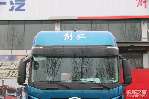 550马力带自动挡  解放J7可不是样子货