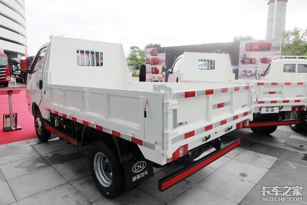 2米1车身不惧限高 全新国六南骏新瑞迪自卸实拍