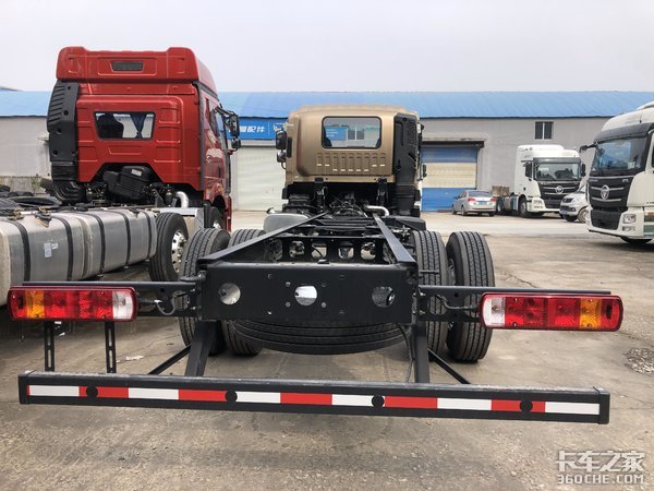 高颜值、多元上装潜力 福田奥铃大黄蜂6m8底盘值得考虑