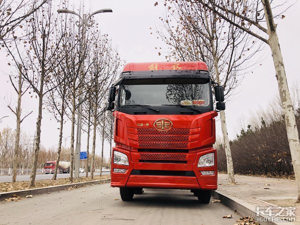 8x4载货车配AMT 这辆JH6驾乘体验真爽