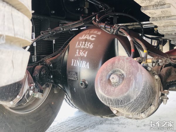 8x2载货还带提升桥 江淮格尔发K5W图解