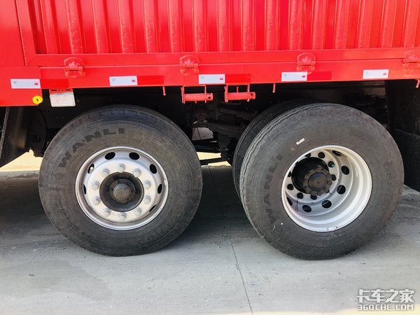 8x2载货还带提升桥 江淮格尔发K5W图解