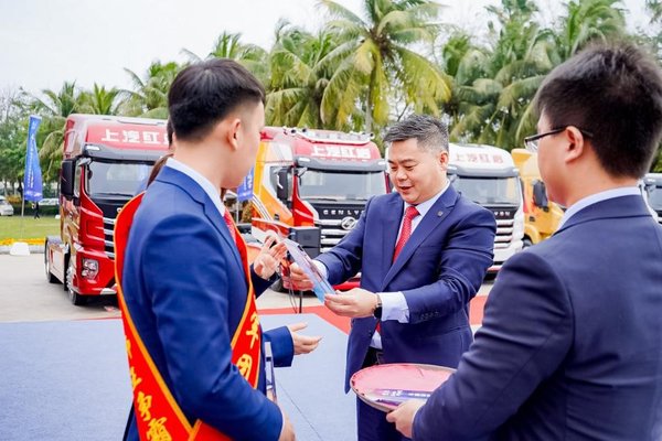 上汽红岩营销大赛终极PK 这支战队最终夺冠