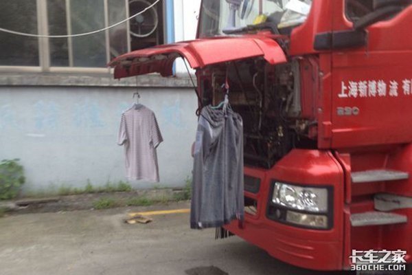 ������ôʡ�ģ���ͷ��Ҫ�ص���ʷ���ޣ�