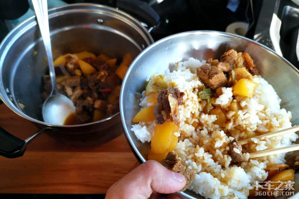 ������ôʡ�ģ���ͷ��Ҫ�ص���ʷ���ޣ�