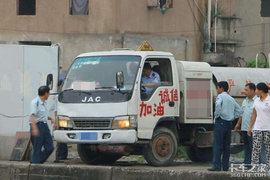 加小油一年省近十万？国六阶段行不通 一不小心花大钱还可能被拒保