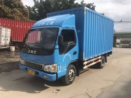 放宽货车进城吨位 真的能解决轻卡大吨小标问题吗？