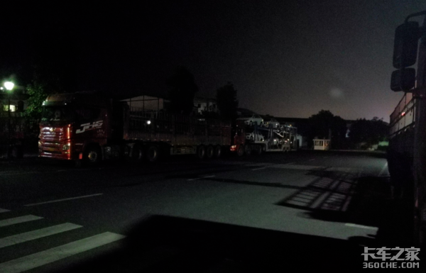 卡车人姚光强：为了生活不断向前 一名普通散货司机的千里运输路