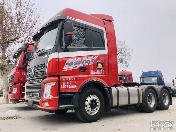 搭载康明斯动力链 三一超亮版牵引车值得选购