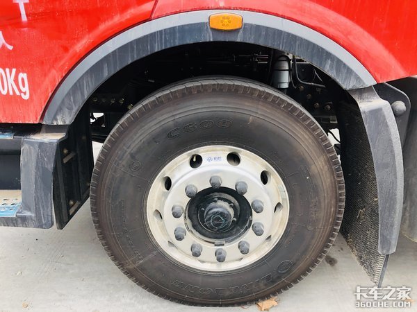 搭载康明斯动力链 三一超亮版牵引车值得选购