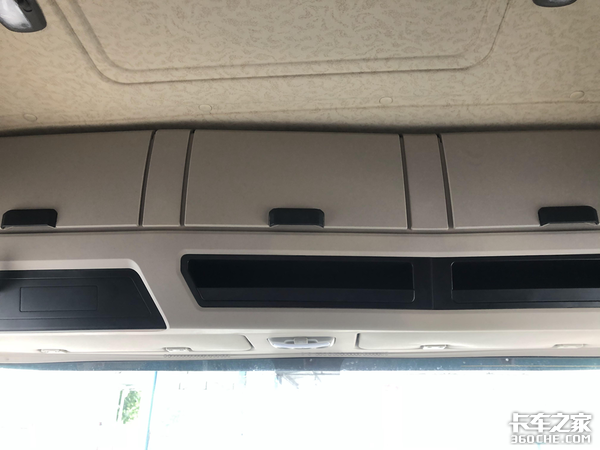 搭载康明斯动力链 三一超亮版牵引车值得选购