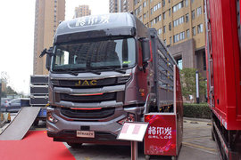 X12大马力匹配ZF AMT 还有超大空间 这辆高配格尔发A5W载货车不简单