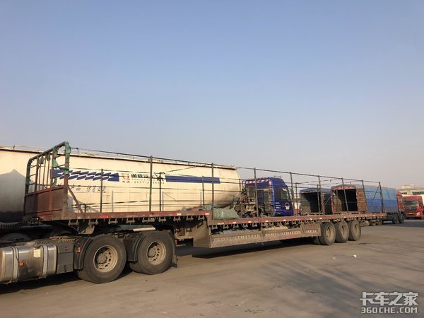 17m5大板也能运快递 车主表示大容量运输能力不敢恭维