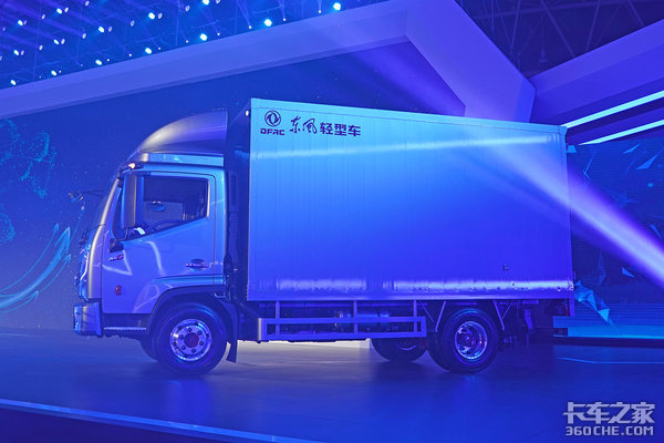 �ӿ�����ͺ��������Ŀ����߶˻���ɶ��