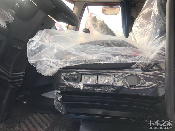舒适与J7媲美 解放J6L领航版载货车解读