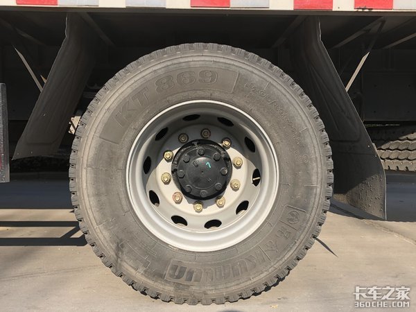 货厢容积可达64方! 漢風G5大单桥图解