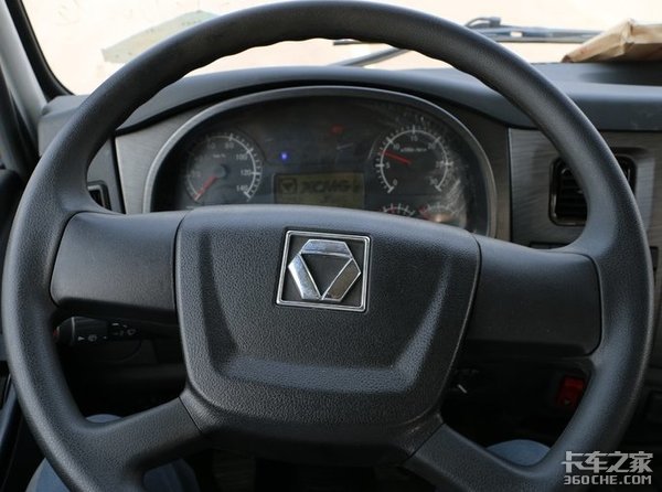 货厢容积可达64方! 漢風G5大单桥图解