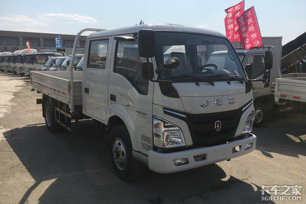 福田强势领先，长安增速最猛，1月轻卡市场凭啥刷爆记录？