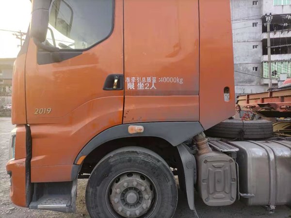 省际专线运输 17.5米大板车主：运价下滑严重