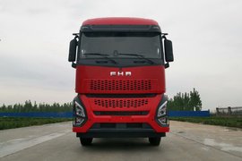 一汽凌源新车亮相 新增400马力发动机