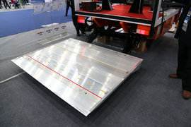 省时省力还省钱！一文教你如何选择合适的货车尾板