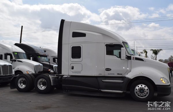 全新一代t680长头重卡