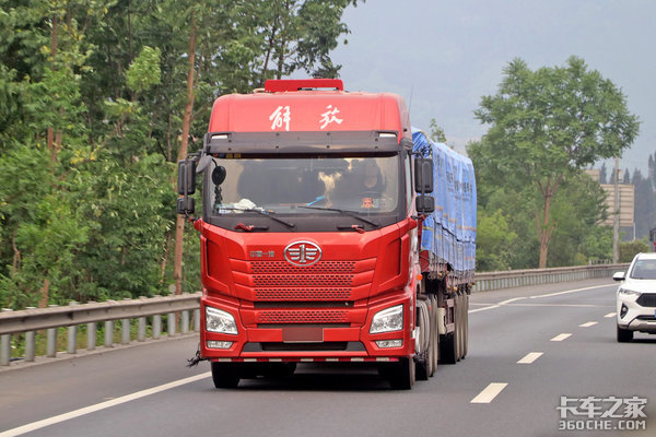 从只记分到扣满12分就降级 徒增几多愁 看驾照记分降级制度的前世今生