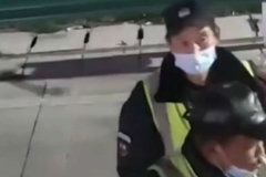 ���Ѽݳ���ͣ�ڷ�������Ϣ�Ᵽ������