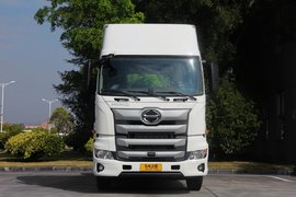 日野700智臻和五十铃巨咖，谁才是真正实力派？