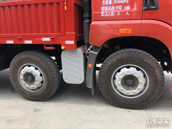 适合中短途零担普货运输 青汽JH6 6x2载货车优势兼倍