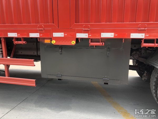 适合中短途零担普货运输 青汽JH6 6x2载货车优势兼倍