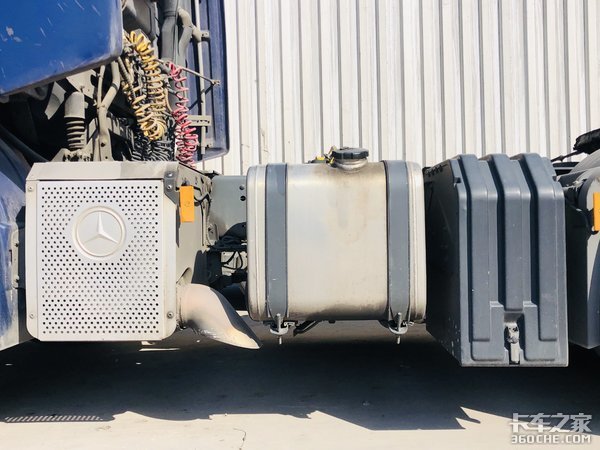 45�������ı���Actros&nbsp;��۸��㿴ֵ��
