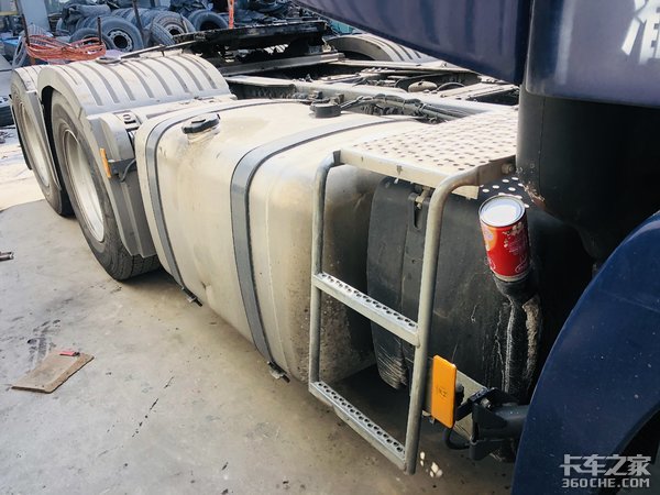 45�������ı���Actros&nbsp;��۸��㿴ֵ��