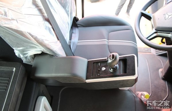 45�������ı���Actros&nbsp;��۸��㿴ֵ��