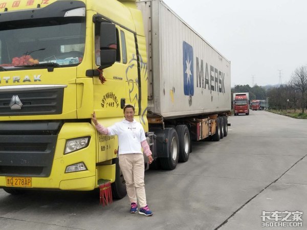 不简单!女司机单骑开半挂四年70万公里 讲述长下坡下刹车失灵如何脱险