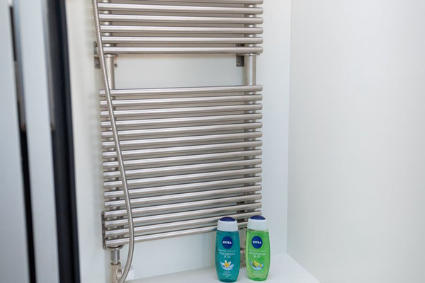 单价超1000万的房车? 曼恩全地形房车详解 移动的两室一厅