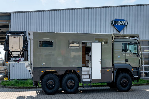 单价超1000万的房车? 曼恩全地形房车详解 移动的两室一厅