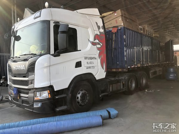 开斯堪尼亚拉危险品 行情不好日子也难