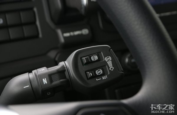 开斯堪尼亚拉危险品 行情不好日子也难