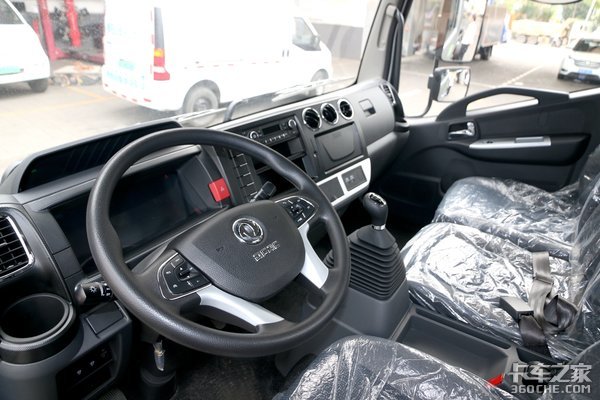 全新2100驾驶室+日产动力 这款售价十二万凯普特星云见过都喜欢