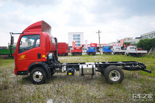 四款蓝牌轻卡降价促销 最高降价7000元 性价比超高!